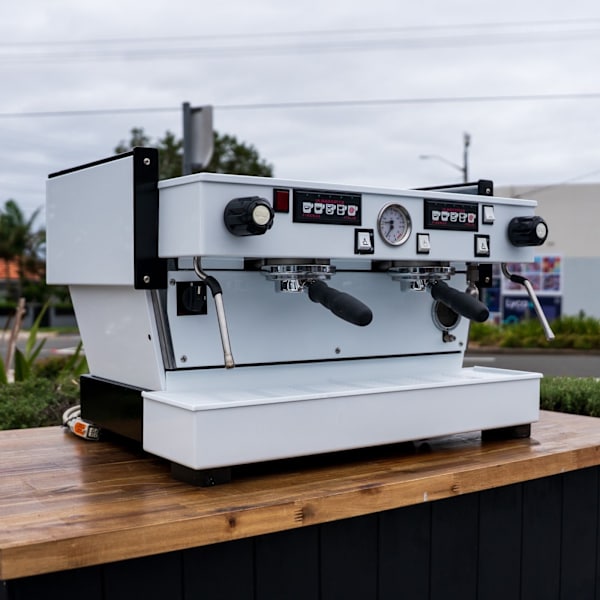 Fully Refurbished 2 Group La Marzocco Linea Av White