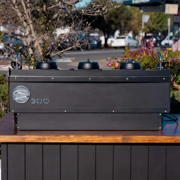 Immaculate SYNESSO S300 In Matt Black Commercial Coffee Machine