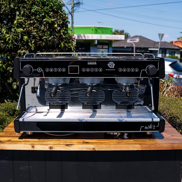 Brand New Gaggia La Vetro PRO – 3 Group – Tall Cup – Black