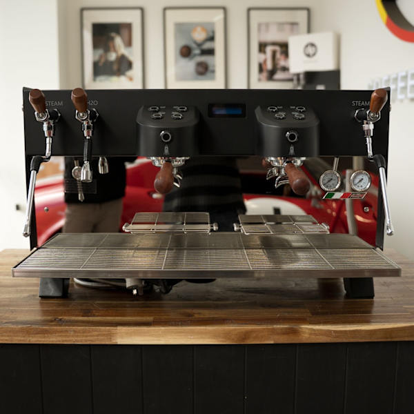 Pre-Loved La Carimali Glow – 3 Weeks Old, As New