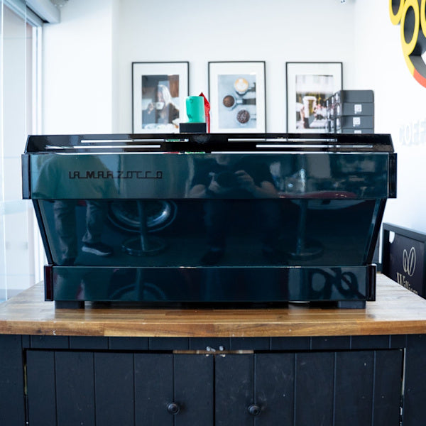 Stunning Late-Model La Marzocco Linea PB – 3 Group (Pearl Green)
