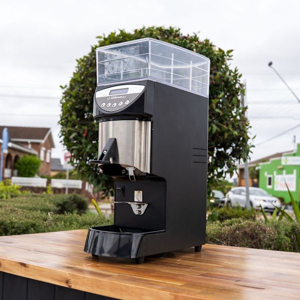 Ex-Demo Nuova Simonelli Mythos One Grinder Media Event Use As New