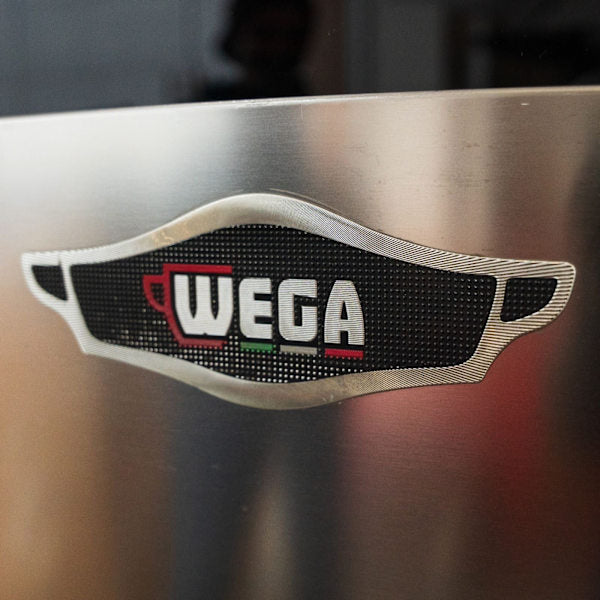 Used Jaw-Dropping White Wega Pegaso Tall Cup – 15 Amp Gloss Finish
