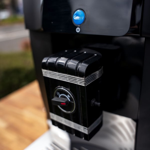 Brand New Carimali CA1100 Automatic Coffee Machine + Fridge