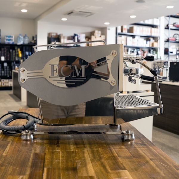 Pre-Loved ECM Controvento – Rare Collector’s Item