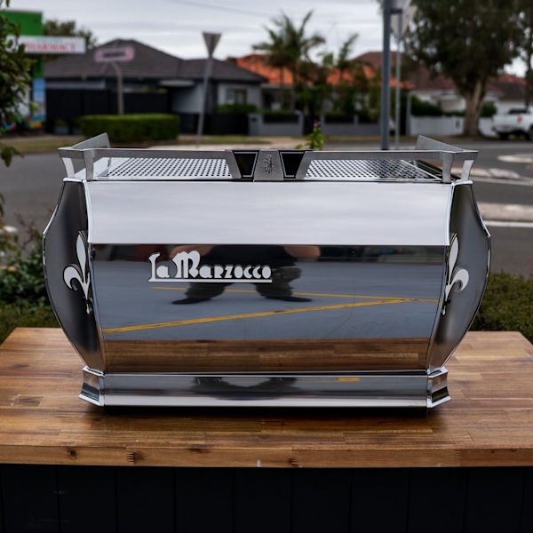 Ex-Display Demo La Marzocco GB5 X – 2 Group – Multi Boiler – Scales