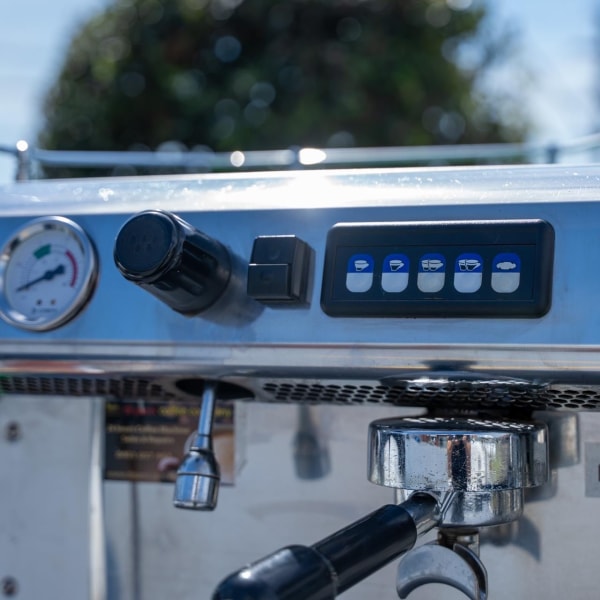 Pre Loved Hulk Green 3 Group Expobar Ruggero Coffee Machine