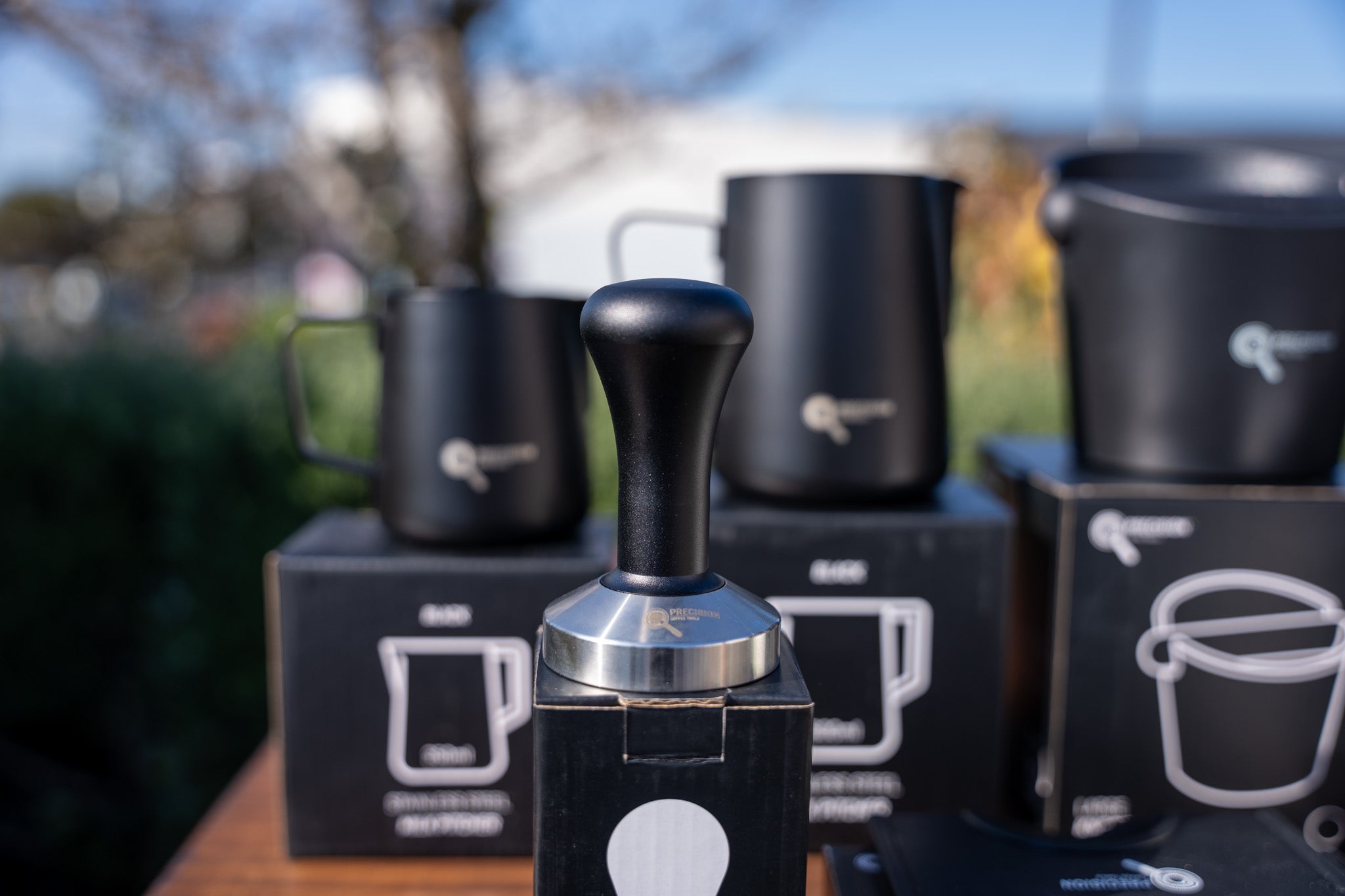 La Carimali Nimble 1 Group Black Coffee Machine, Mahlkonig X54 Grinder & Accessories Package