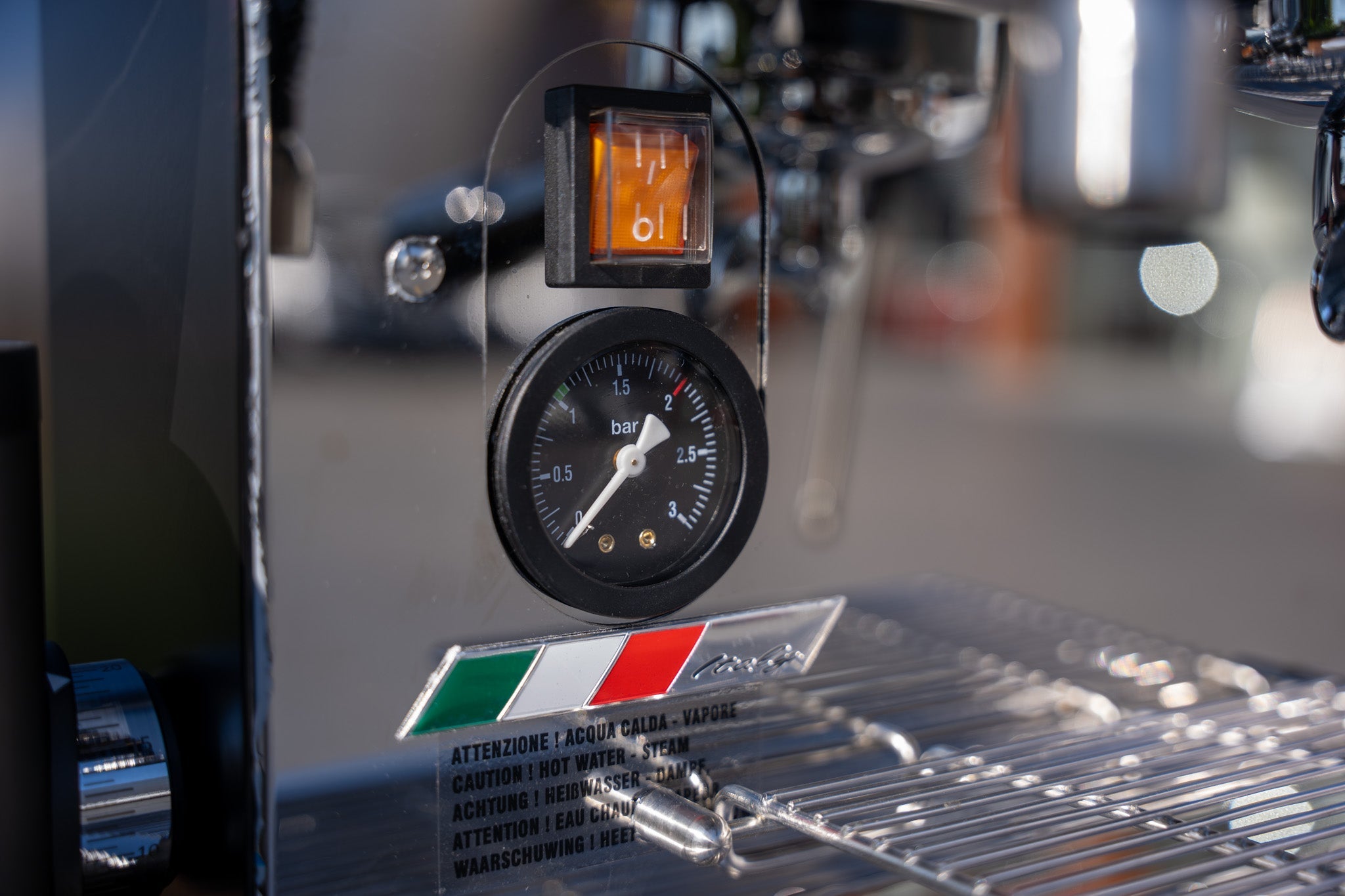 La Carimali Nimble 1 Group Black Coffee Machine, Mahlkonig X54 Grinder & Accessories Package