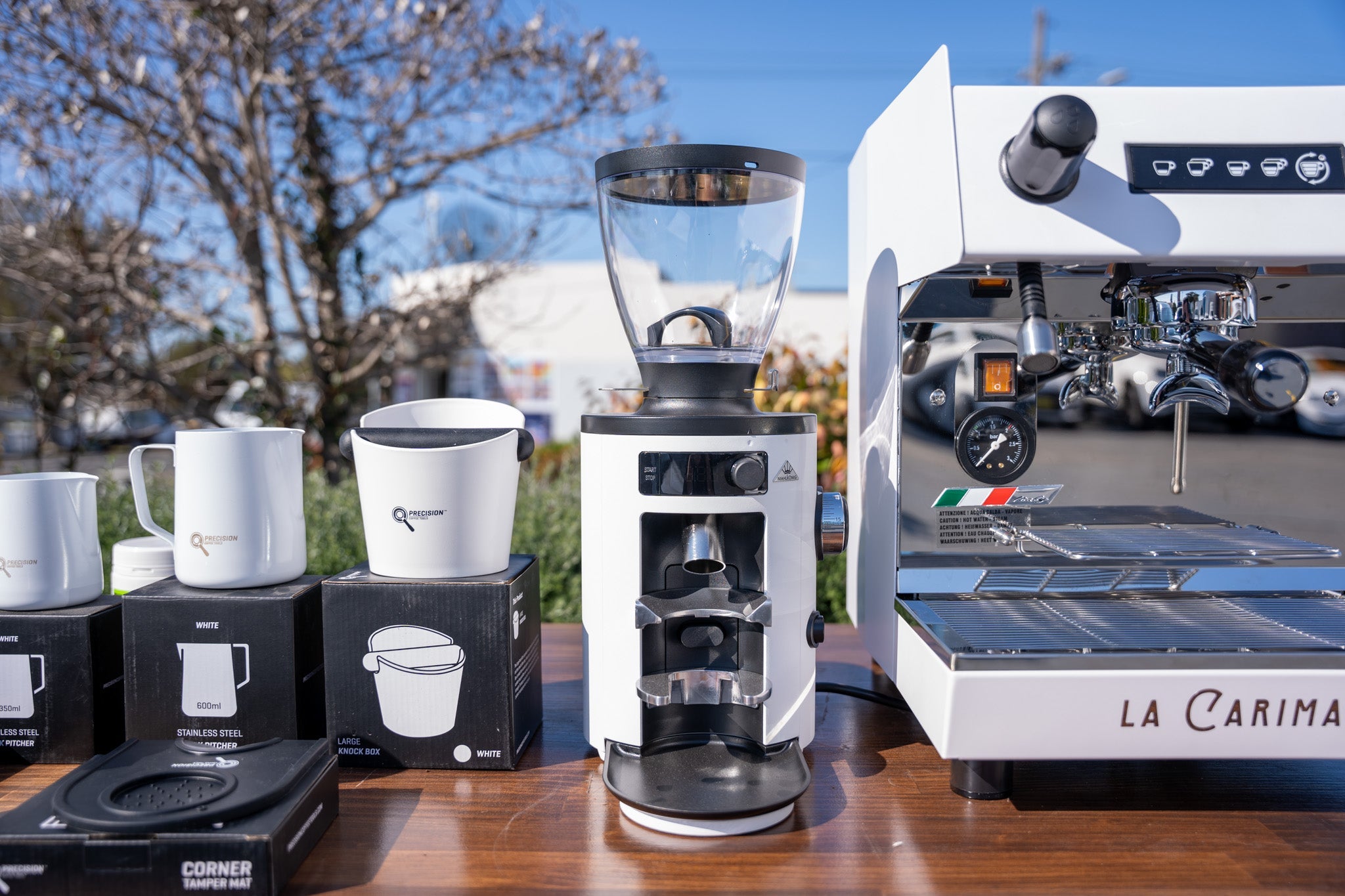 La Carimali Nimble 1 Group White Coffee Machine, Mahlkonig X54 Grinder & Accessories Package