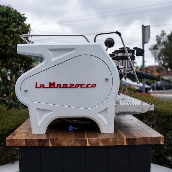 Pre-Owned La Marzocco Strada EP – 3 Group (White, Fully Restored)
