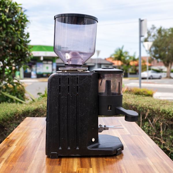 Pre-Loved La San Marco Automatic Doser Grinder – Reliable Workhorse