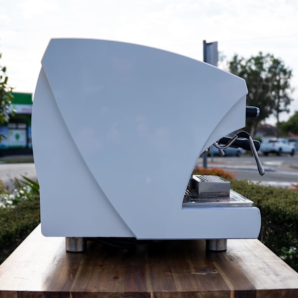 Pre-Loved Wega Polaris Tron – 2 Group – White