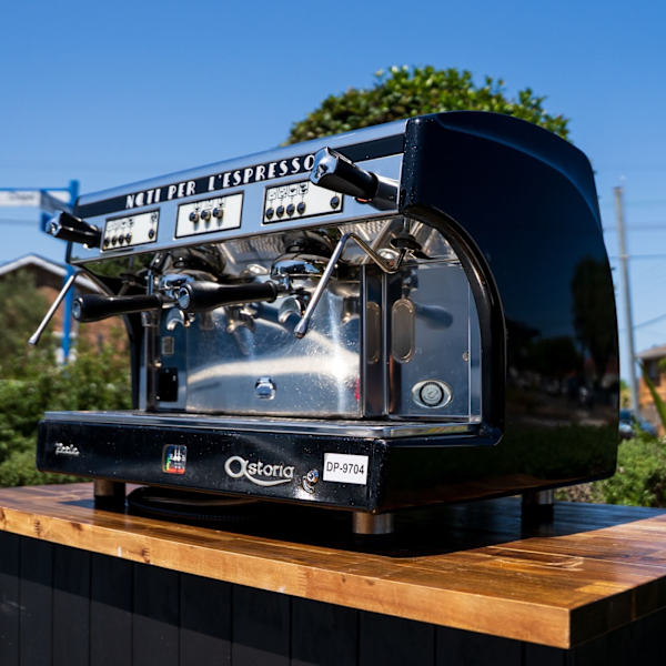 Pre-Loved Astoria Perla 2 Group Coffee Machine – Tall Cup | Black